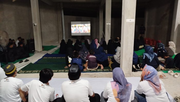 Bersama Santri As Salman KPU Sidrap Nonton Film Tepatilah Janji