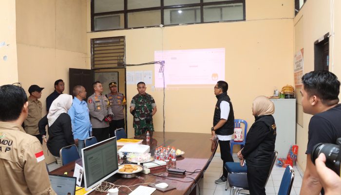 Komitmen Forkopimda Jaga Demokrasi: Kunjungan ke KPU dan Bawaslu Sidrap