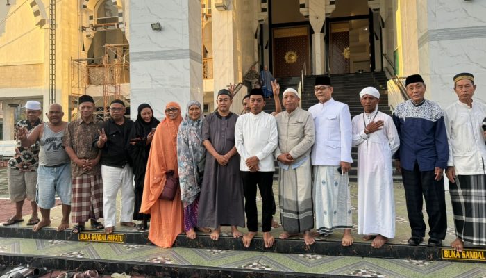 Doa Jamaah Masjid Agung dan Masjid Islamic Centre Pangkajene untuk Kesuksesan Sarkanaah di Pilkada Sidrap