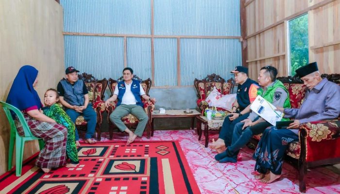 Bupati Barru Kunjungi Rumah Duka Korban Banjir di Desa Libureng