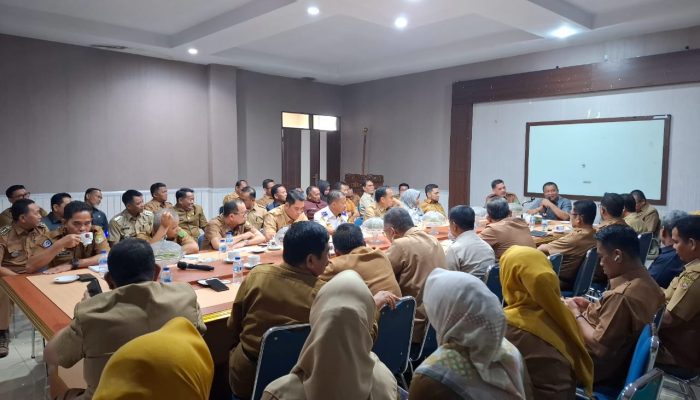 Pj. Bupati Sidrap Gelar Coffee Morning, Bahas Kebersihan Hingga TPP ASN