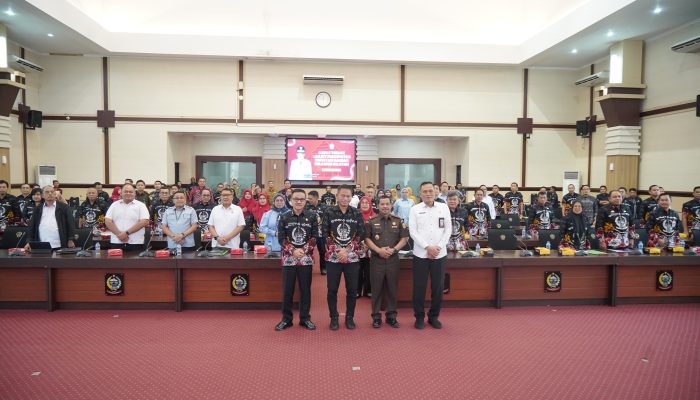 Kajati Sulsel Paparkan Inovasi One Stop Solution dalam Rapat Percepatan Investasi Sulsel