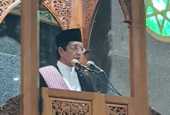 Melalui Khutbah Jumat: Nasaruddin Umar Ajak warga Bone Pererat Persaudaraan