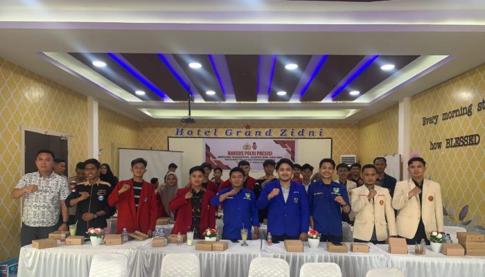 Serahkan 150 Paket Bansos, KNPI dan OKP Apresiasi Kapolres Sidrap