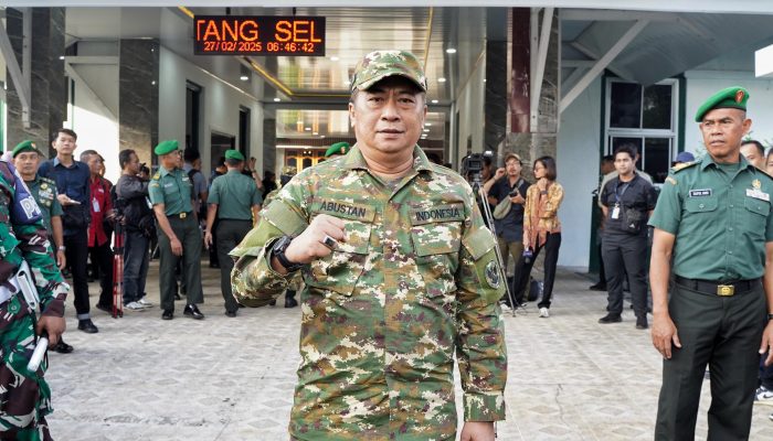 Kenakan Loreng KOMCAD, Wakil Bupati Barru Tampil Gagah di Retreat Akmil Magelang