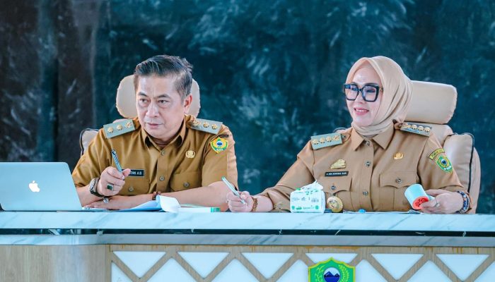 Hari Pertama Berkantor, Bupati Barru Andi Ina Pimpin Rakor OPD