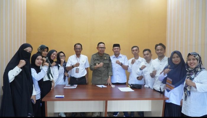 Wabup Andi Akmal Siap Perjuangkan Nasib Gabungan Tenaga Kontrak Guru Passing Grade Bone