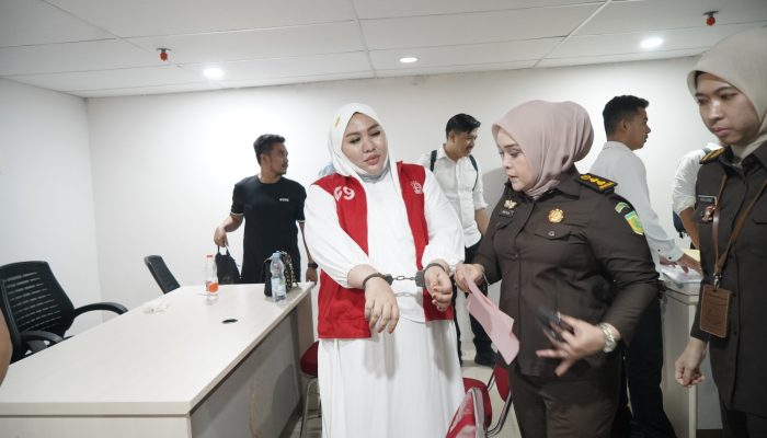 Saksi BPOM Ungkap Pelanggaran Berat dalam Sidang Mira Hayati, Produk Kosmetik Tak Miliki Izin Edar dan Mengandung Merkuri
