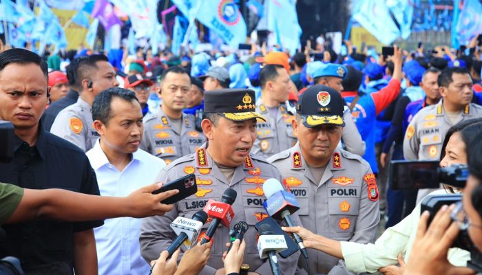 Kapolri Pastikan Kawal hingga Tuntas Hari Buruh di Monas yang Dihadiri Presiden