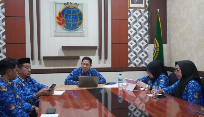 Taufik Gelar Monitoring dan Evaluasi Bersama Staf BPN Sidrap