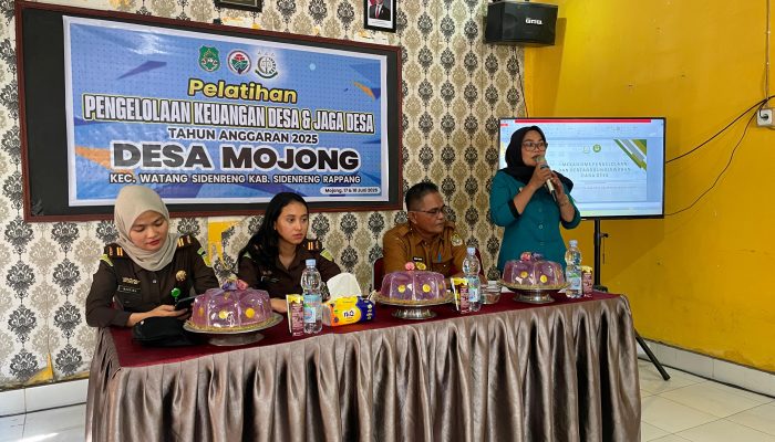 Perkuat Transparansi dan Ketahanan, Desa Mojong Gelar Pelatihan Keuangan dan Jaga Desa