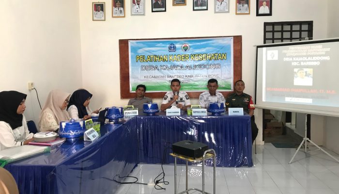 Desa Kajaolaliddong Giatkan Pelatihan Kader Kesehatan, Camat Barebbo: Jangan Pernah Berhenti Belajar