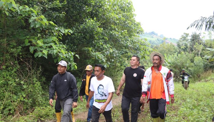 Momen Hari Bhayangkara Ke-79, Jalan Sidrap–Wajo Resmi Dibuka Kapolres dan Bupati