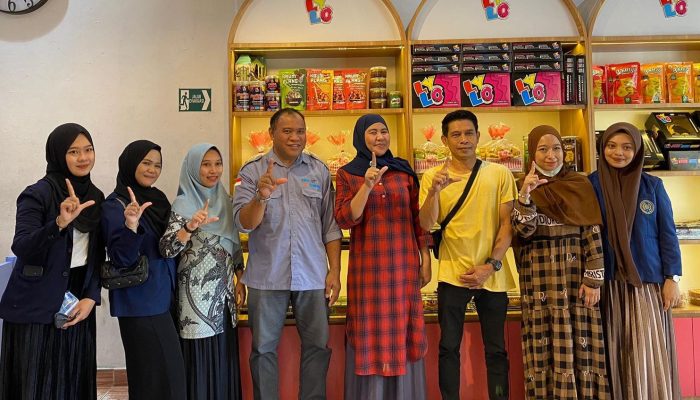 Mahasiswa Magang di Lylo Donut Pinrang, Tingkatkan Kompetensi dan Daya Saing di Dunia Kuliner