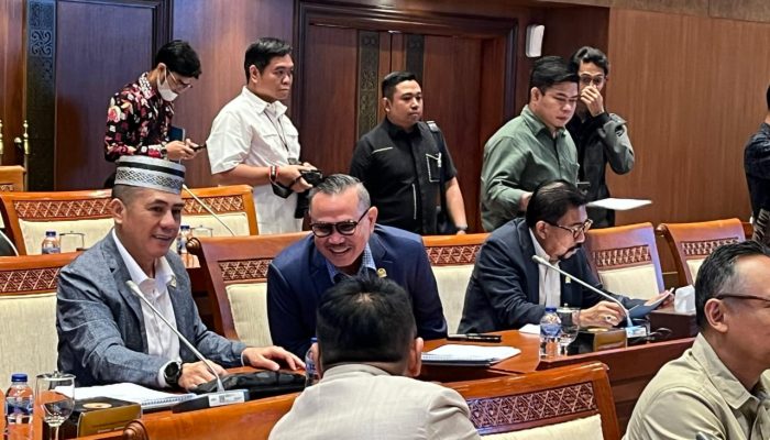 Komisi I DPR RI Desak Pemerintah Peduli Terhadap Kesejahteraan Wartawan