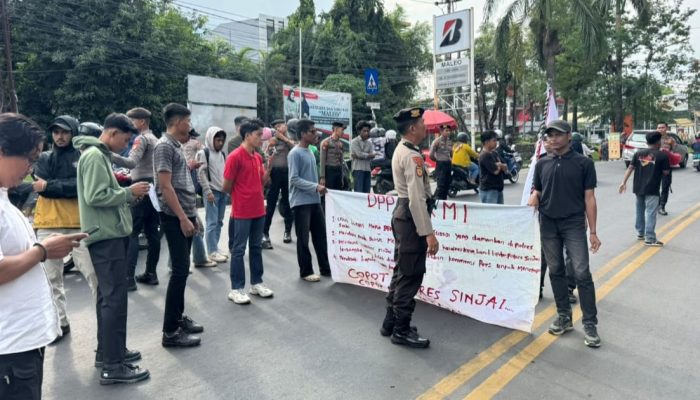 Mahasiswa FKMI Turun Lagi Aksi Demo, Desak Kapolda Copot Kapolres dan Reskrim Polres Sinjai