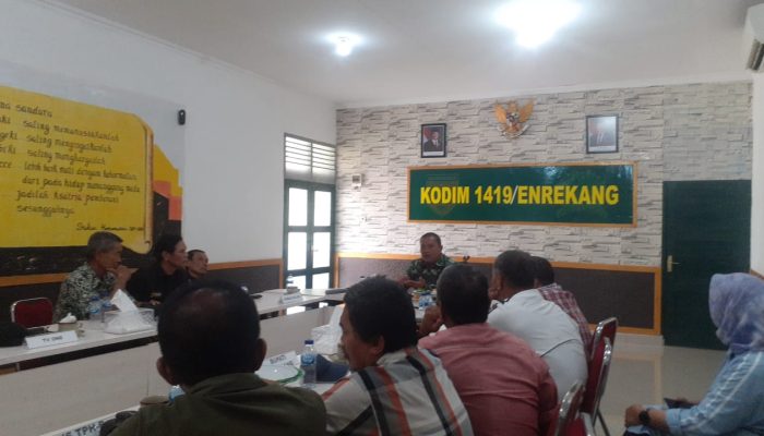 Coffee Morning Bersama Wartawan, Dandim Enrekang Tekankan Pentingnya Sinergi