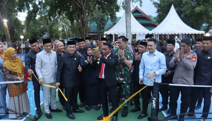 Syaharuddin Alrif Resmikan Lapangan Pickleball Sumbangsih Anggota DPRD