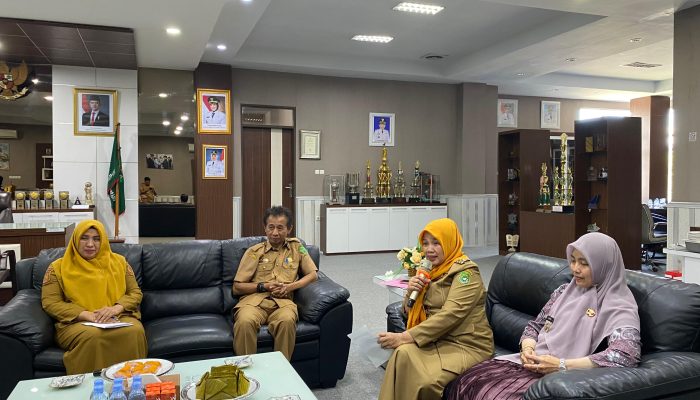 Sidrap Terima Kunjungan Pemkot Pagar Alam untuk Studi Tiru Produksi Telur Konsumsi