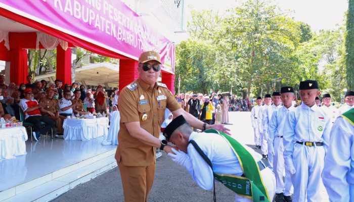 Meriah! Lomba Gerak Jalan Warnai Peringatan Kemerdekaan
