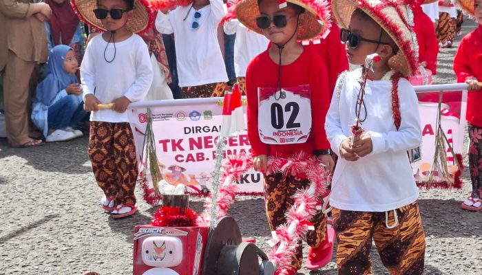 Karnaval TK/PAUD di Kecamatan Baranti Meriah “Petani Cilik” Jadi Sorotan