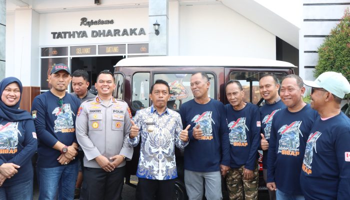 Lepas Peserta Off-Road  Bhayangkara Merdeka, Kapolres Sidrap ” Tetap Utamakan Keselamatan”