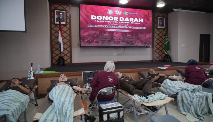 Kejati Sulsel Gelar Donor Darah dan Sosialisasi Kesehatan dalam Rangka Hari Lahir Kejaksaan RI Ke-80 Tahun 2025