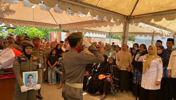 Pemerintah Daerah Lepas Jenazah Erwin Sukman, ASN Dinas Sosial Sidrap
