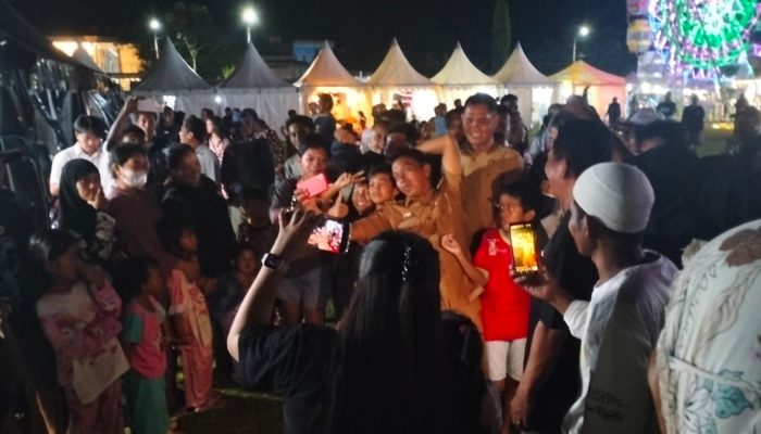 Masyarakat Kalosi Bahagia Disapa Bupati Syaharuddin, Bukti Pemimpin Dekat dan Peduli Rakyat