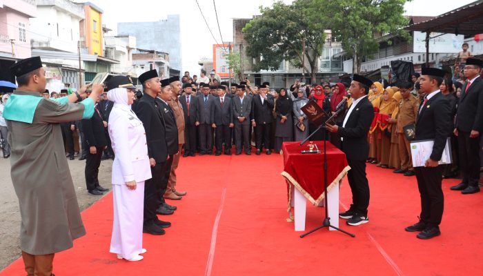 Bupati Sidrap Lantik 48 Pejabat di Pelataran Pasar Pangkajene