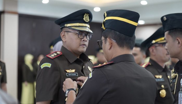 Kajati Sulsel Lantik Pejabat Eselon II dan III, Termasuk Kajari Sidrap yang Baru