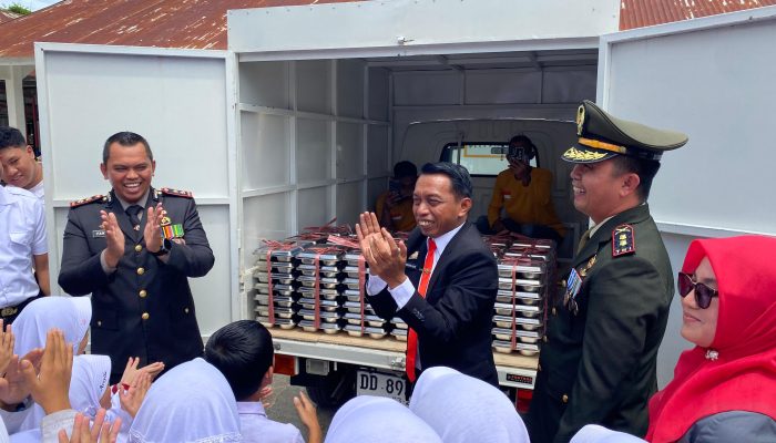 Wujud Sinergi, Kapolres – Bupati Sidrap Resmikan SPPG Lancirang