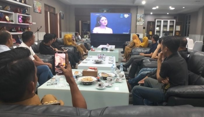 Totalitas Tanpa Batas, Bupati Sidrap Jadikan Malam Nobar D’Academy Ajang Cinta Daerah