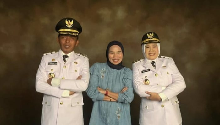Perempuan di Balik Pintu Cempaka Putih