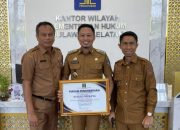 Bupati Enrekang Terima Penghargaan dari Menteri Hukum dan HAM