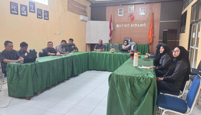Bawaslu Sidrap Gelar Bimbingan Penyusunan Legal Opinion, Andarias Duma Tekankan LO sebagai Penjaga Moral Demokrasi