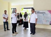 Bupati Barru Pantau Langsung Pelaksanaan Rabu Bersih di Kantor Perikanan dan Kesbangpol