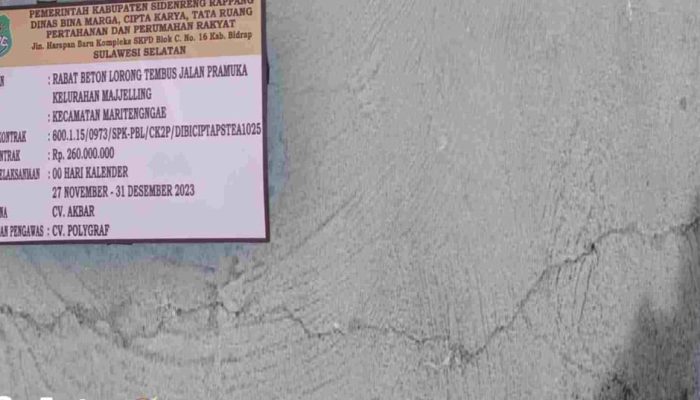 Baru Hitungan Pekan Usai Dikerjakan, Rabat Beton Jalan Tembus Majeling Sidrap Mulai Retak