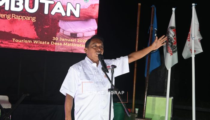 Disaksikan Bupati Syaharuddin, Pengurus IOF Sidrap Dilantik di Kawasan Wisata PLTB