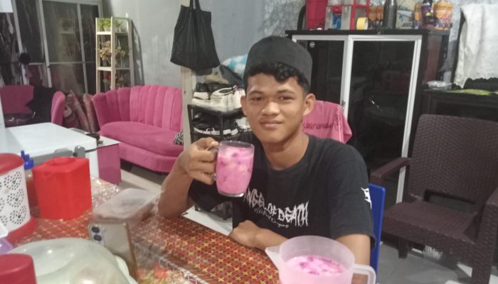 Es Buah Jadi Idola Hari Pertama Berbuka Puasa Ramadhan 1447 H