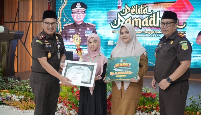 Tutup Pelita Ramadan 1447 H, Gubernur Sulsel Ganjar Umrah dan Motor Listrik untuk Dai Cilik Terbaik