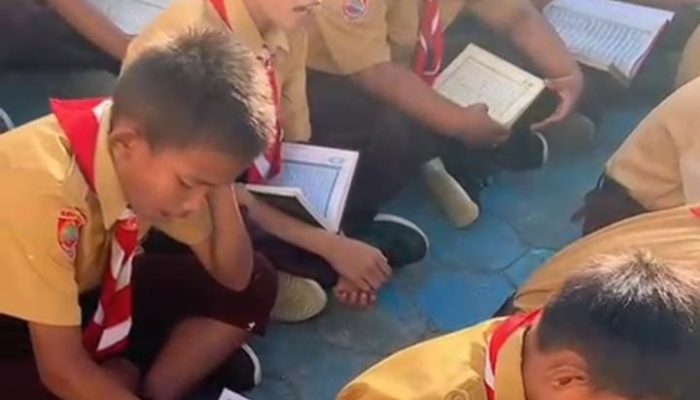 UPT SDN 12 Pangsid, jumat Pagi kegiatan Gerakan Literasi Al-Qur’an