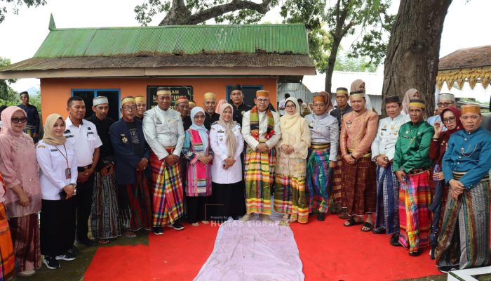 Didampingi Wabup Sidrap, Rombongan Pemkab Bone Ziarah Makam Raja Bone ke-10 di Tellu Limpoe
