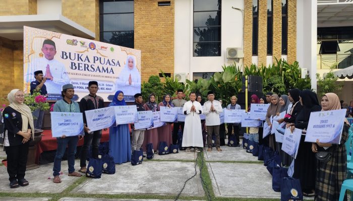 Berbagi Berkah Ramadan, PT Cahaya Mario Sidrap Salurkan Zakat dan Modal Usaha ke Warga 