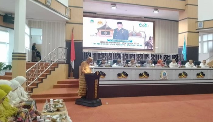 Plt. Kakan Kemenag Bone Kembali Pimpin Doa di Rapat Paripurna DPRD, Khidmatkan Puncak HJB ke-696