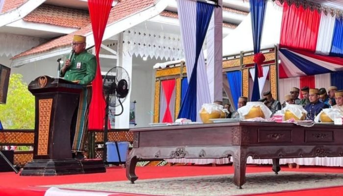 Doa Puitis Warnai Mattompang Arajang, Plt. Kakan Kemenag Bone Hadirkan Kekhusyukan di HJB ke-696