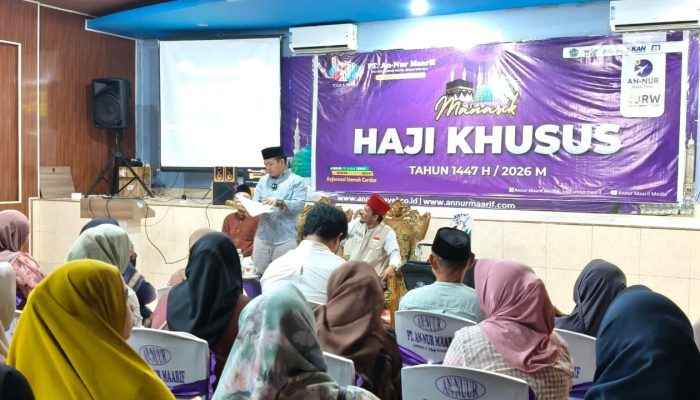 Manasik Haji Khusus PT Annur Maarif Penuh Khidmat, Dr. Bunyamin Bekali Jamaah Menuju Tanah Suci