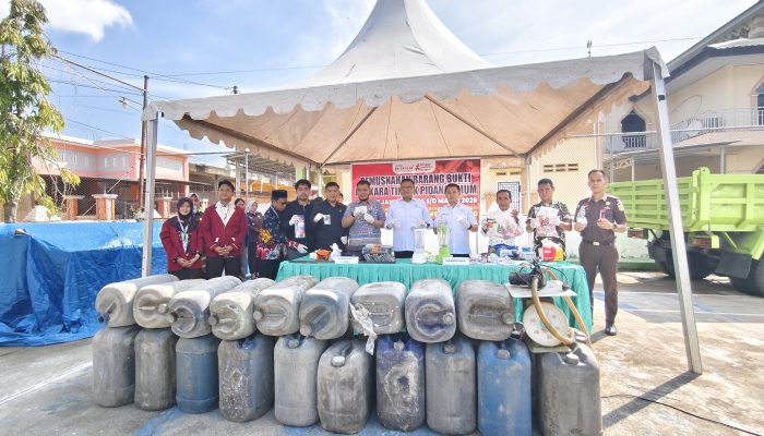 Kejari Sidrap Musnahkan Puluhan Barang Bukti Inkracht, Narkotika Dominasi Hingga 80 Persen