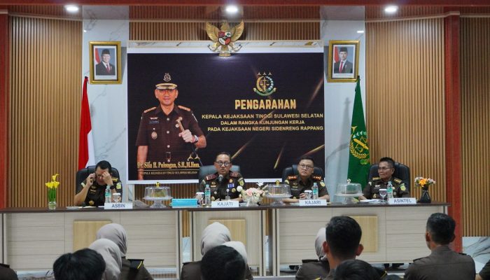 Kajati Sulsel Instruksikan Efisiensi Energi dan Digitalisasi Arsip di Kejari Sidrap