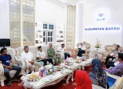 BRI Kucurkan Rp300 Juta, Pemkab Barru Dorong Pengembangan Wisata Pasir Putih Batupute